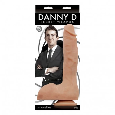 Danny D Secret Weapon Dong dildó herékkel és tapadókoronggal